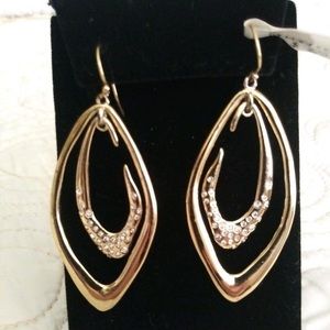 Alexis Bittar gold tone drop earrings with crystals. NWT 2” long.
